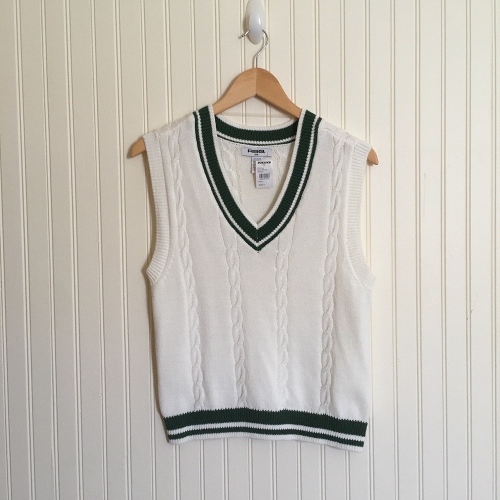 RSQ v-neck ivory green sweater vest with tipping NWT preppy academia